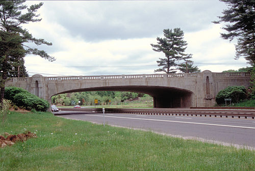 Rigid-frame bridge